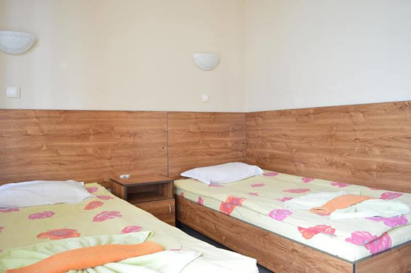 Menada Green Hills Apartments Sozopol Exterior photo