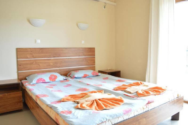 Menada Green Hills Apartments Sozopol Exterior photo