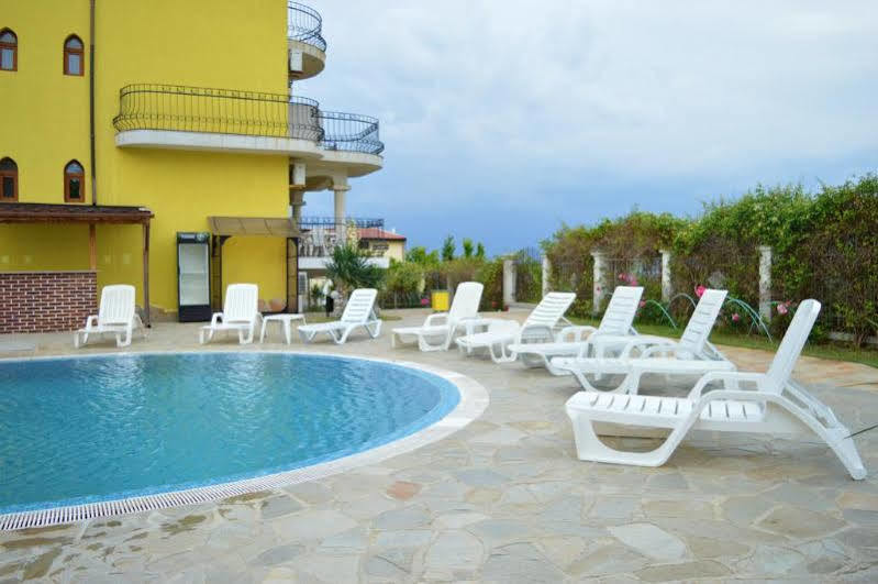 Menada Green Hills Apartments Sozopol Exterior photo