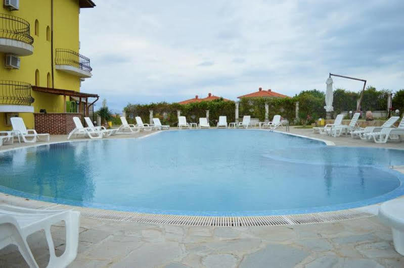 Menada Green Hills Apartments Sozopol Exterior photo